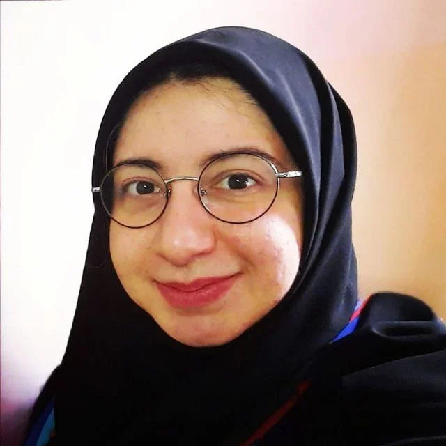 عکس یگانه مهاجر